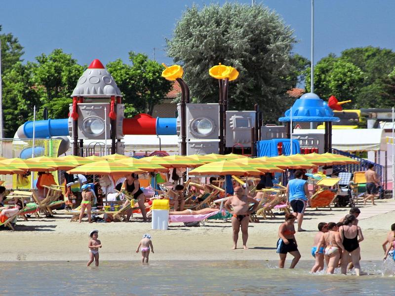 Hotel Palos image