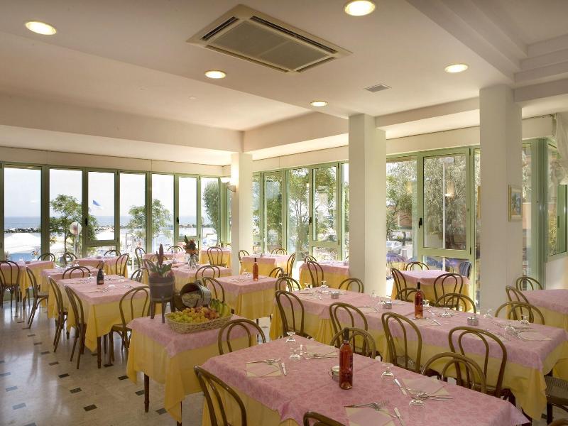 Hotel Palos image