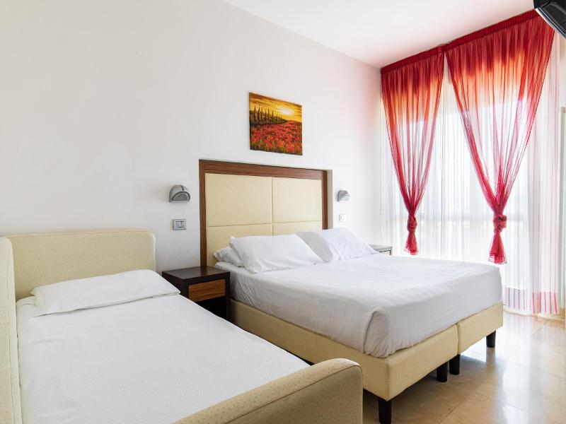Hotel Palos image