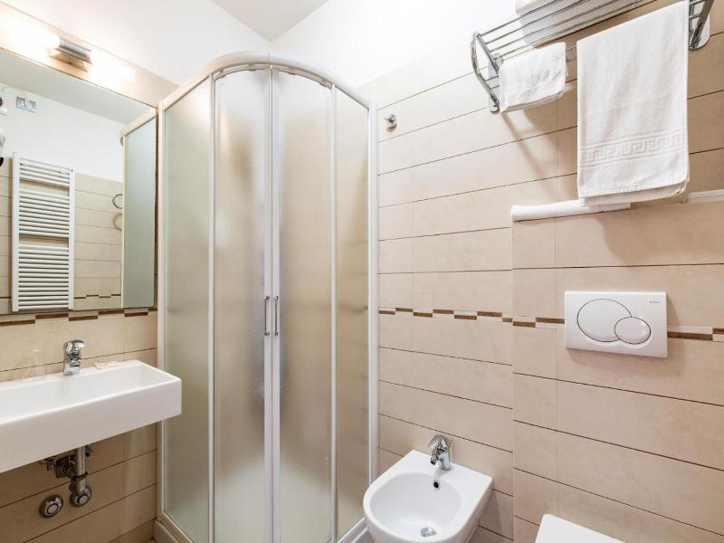 Hotel Palos image