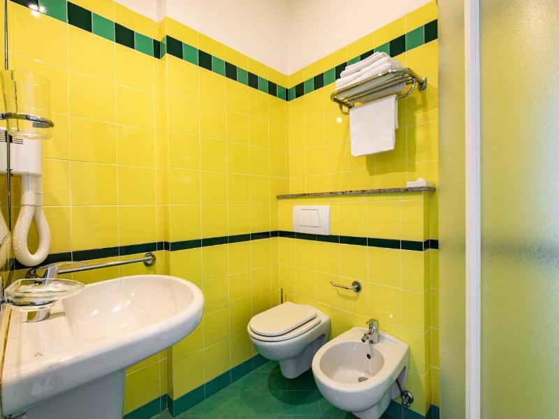 Hotel Palos image