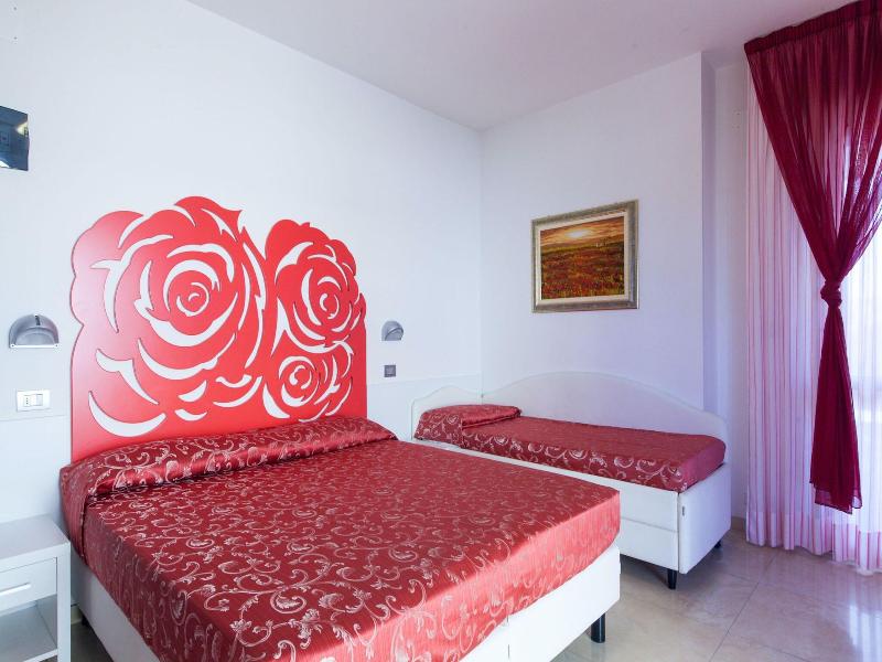 Hotel Palos image