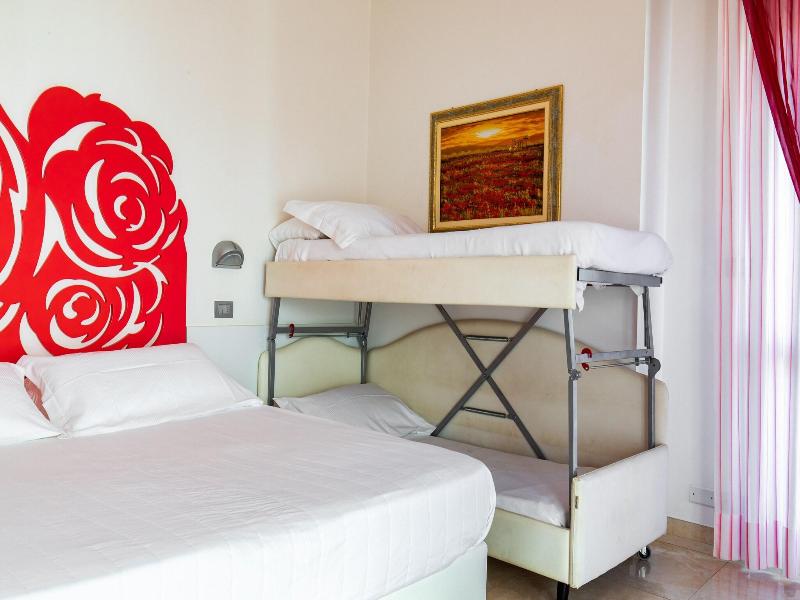 Hotel Palos image