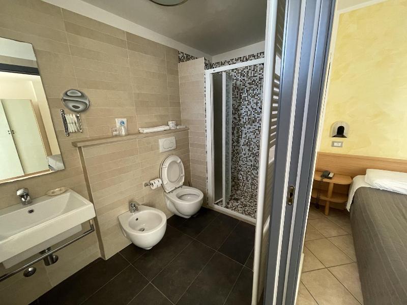 Hotel Palos image