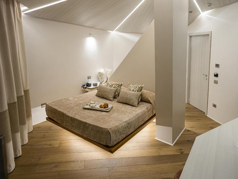 Hotel Tiro A Volo image