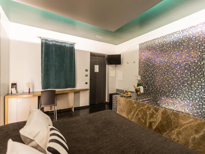 Hotel Tiro A Volo image