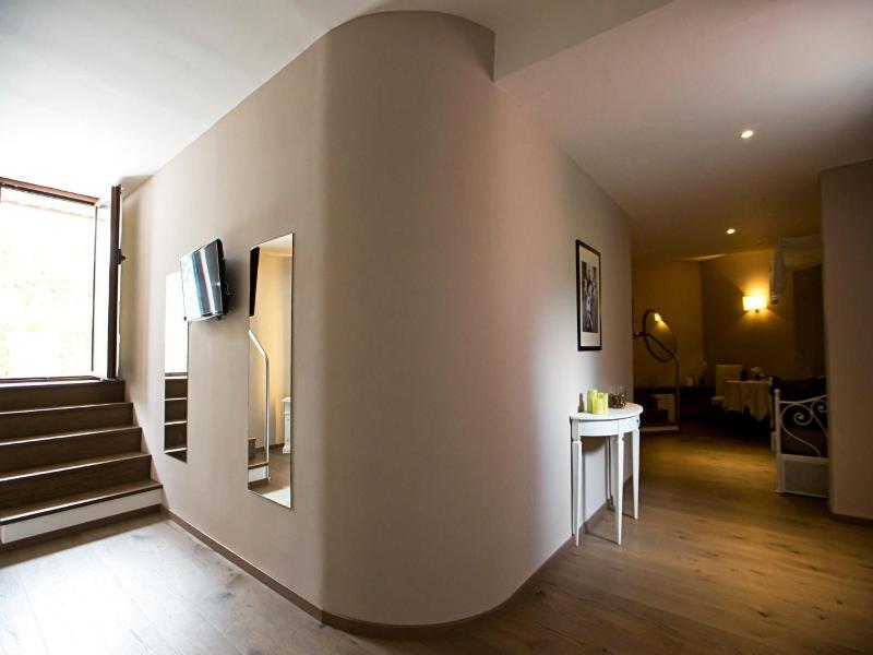 Hotel Tiro A Volo image