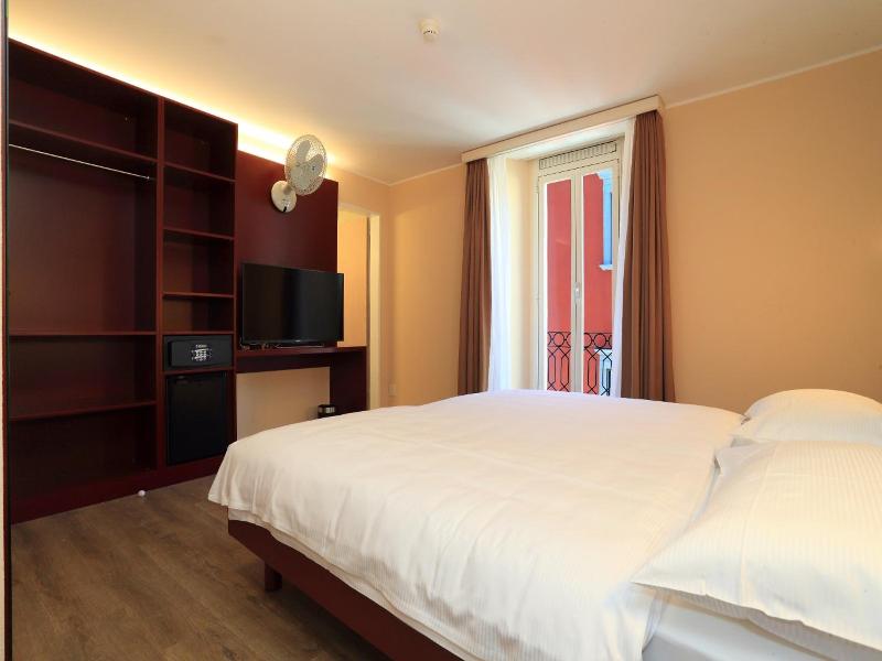Hotel Elvezia Ascona image