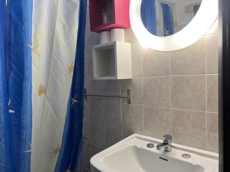 Hotel X image