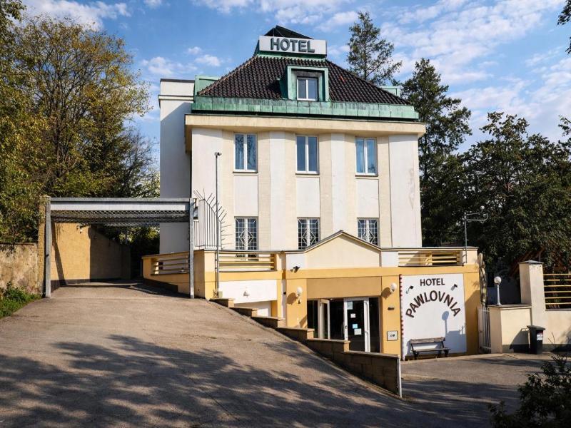 Hotel Pawlovnia image