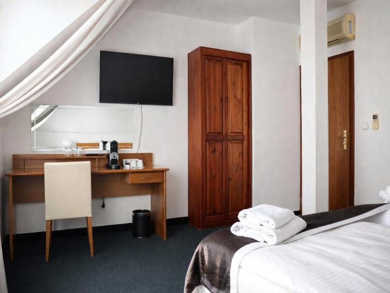 Hotel Pawlovnia image
