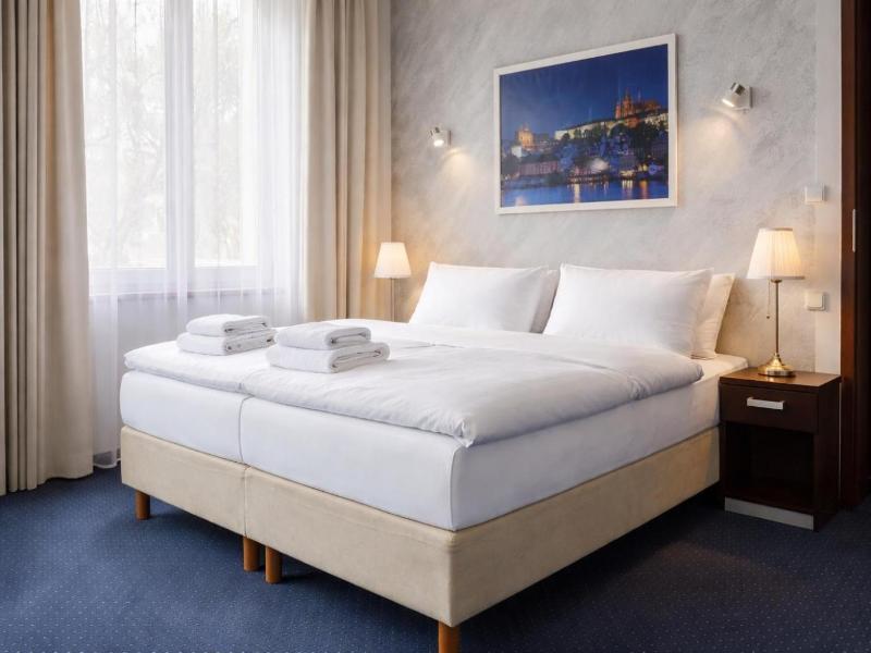Hotel Pawlovnia image