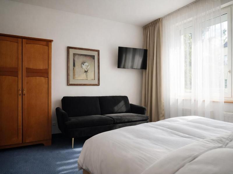 Hotel Pawlovnia image