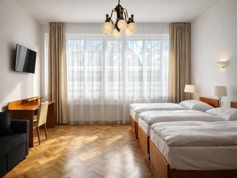Hotel Pawlovnia image