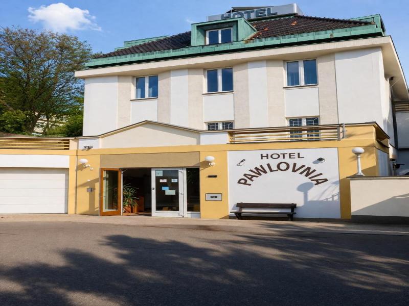 Hotel Pawlovnia image