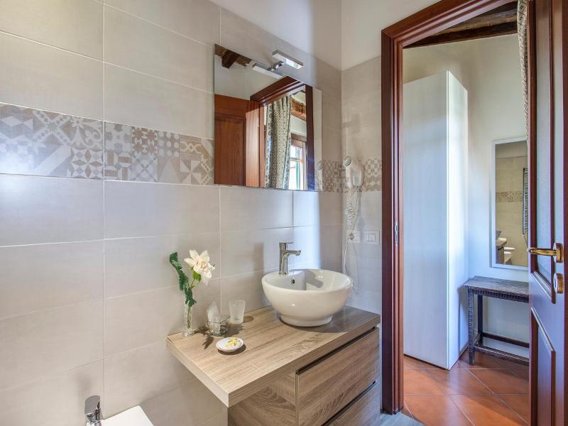 Giuliani Home image