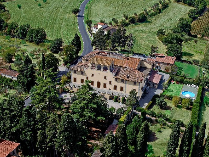 Villa Le Farnete — exterior view