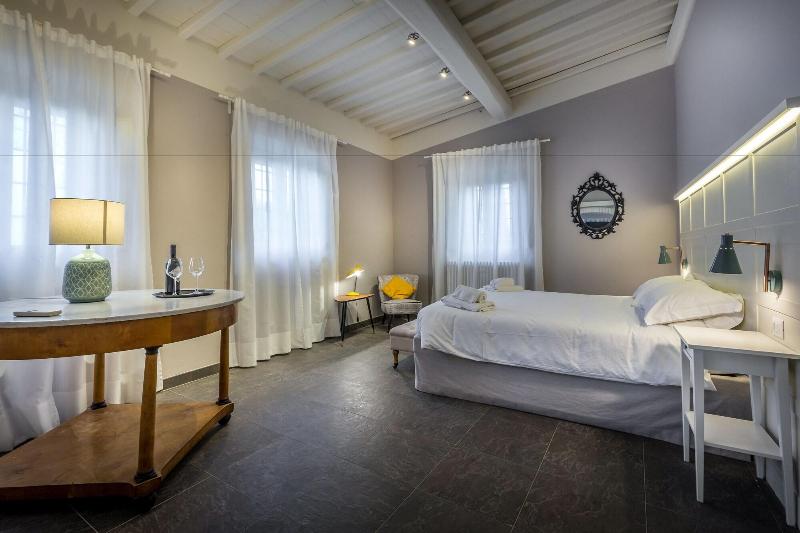 Villa Le Farnete image