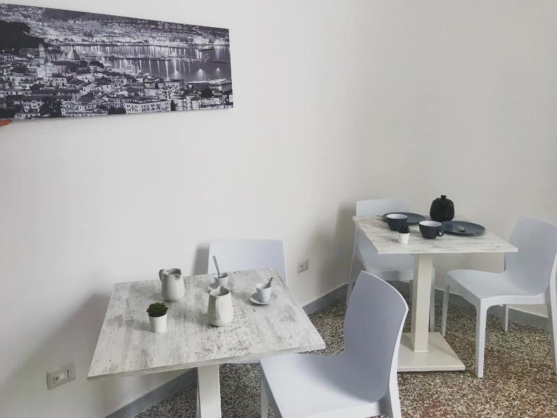 Mellos B&B image