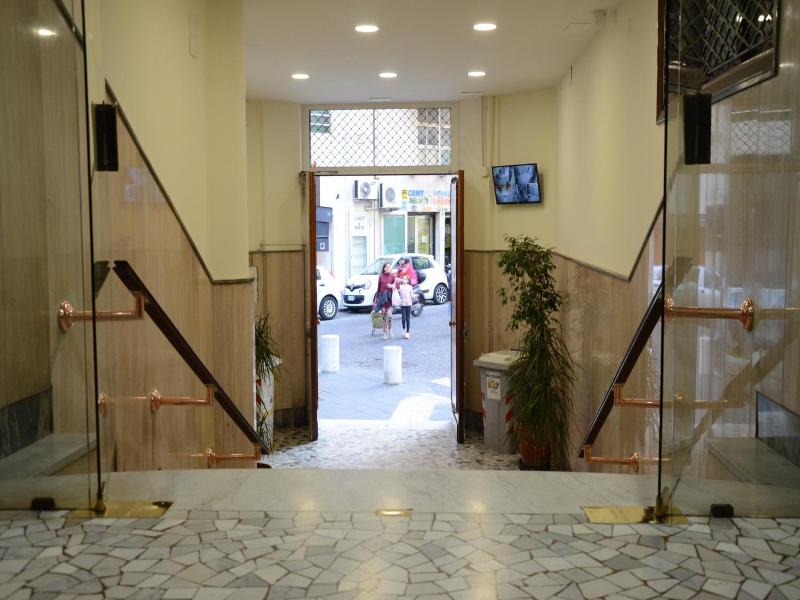 Mellos B&B image
