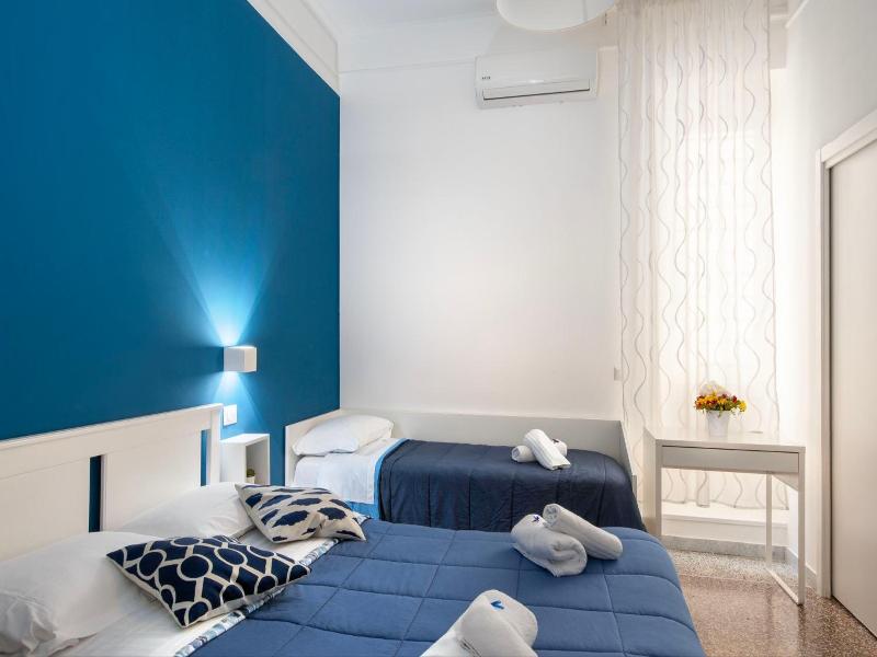 Mellos B&B image