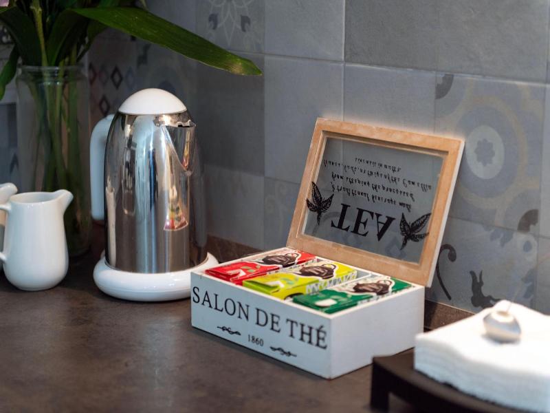 Mellos B&B image