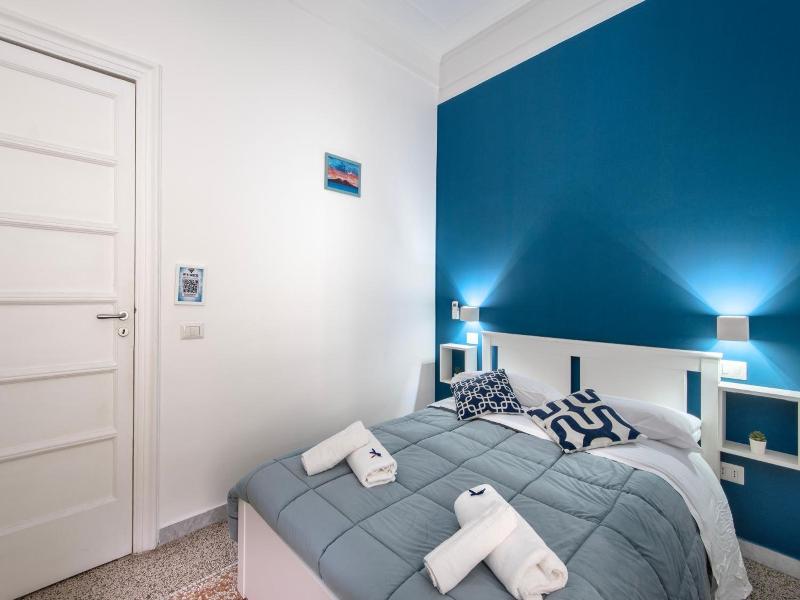 Mellos B&B image