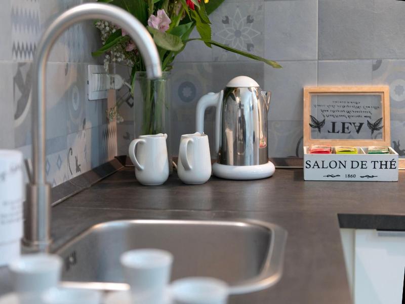 Mellos B&B image