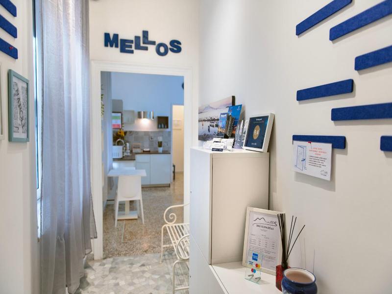 Mellos B&B image