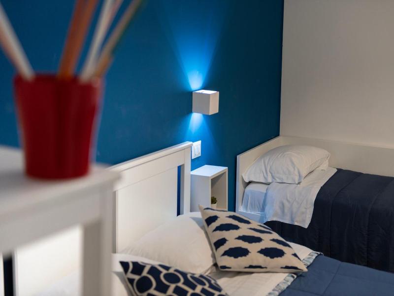 Mellos B&B image