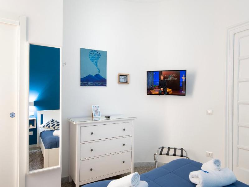 Mellos B&B image