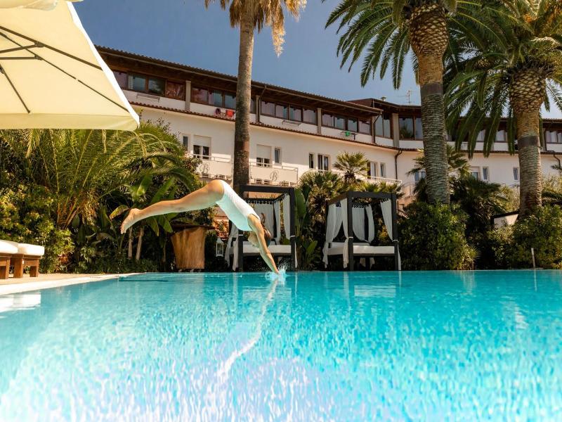 Hotel Barracuda image