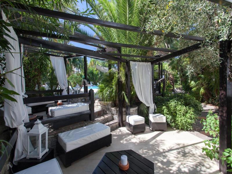 Hotel Barracuda image