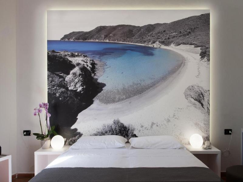 Hotel Barracuda image
