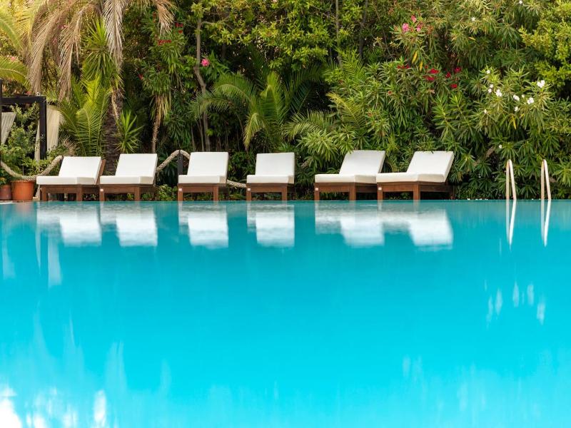 Hotel Barracuda image