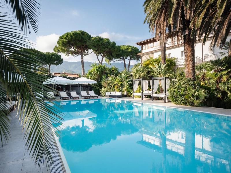 Hotel Barracuda image