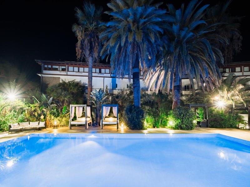 Hotel Barracuda image