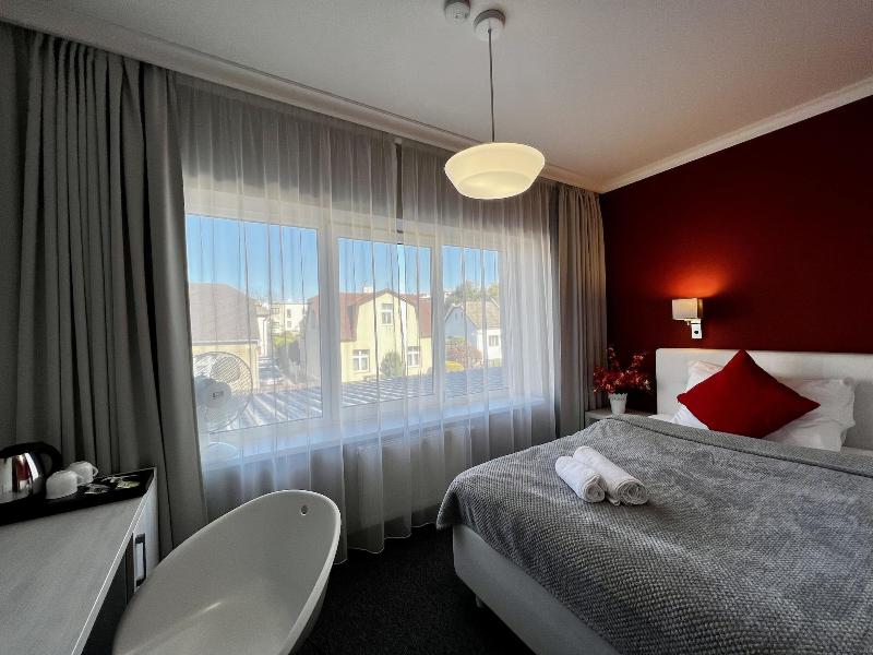 Hotel Shato image