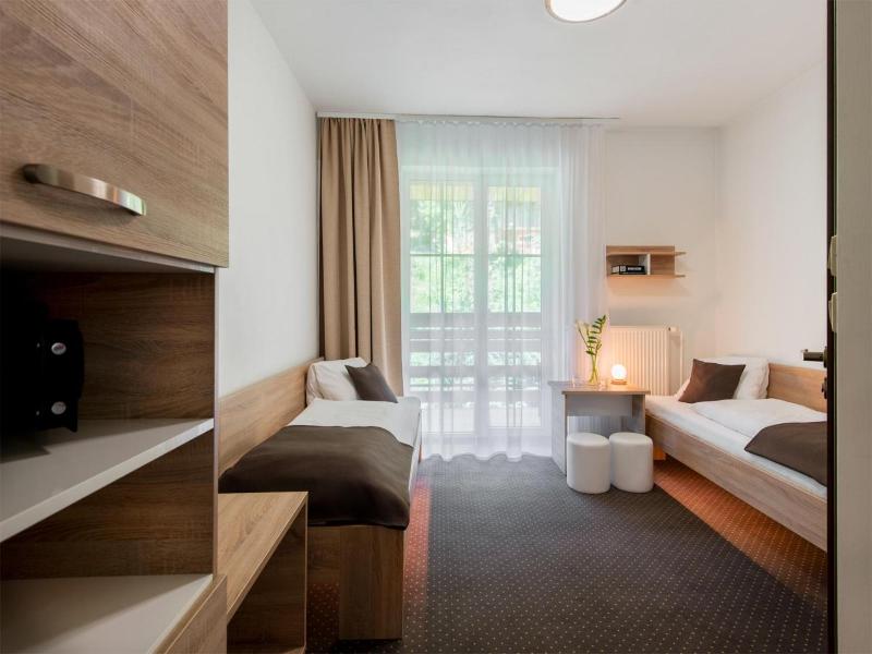 Hotel Bon image