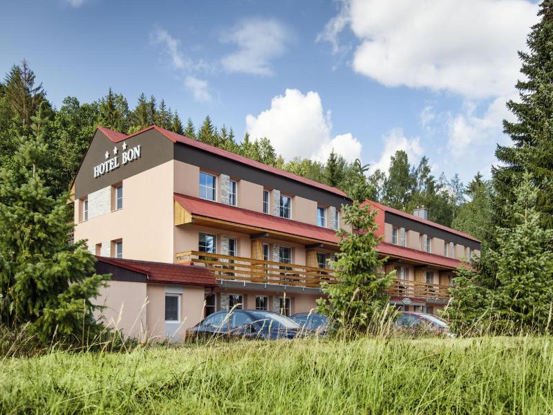 Hotel Bon image