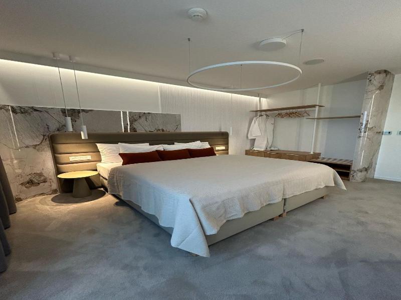 Hotel Dolphin image