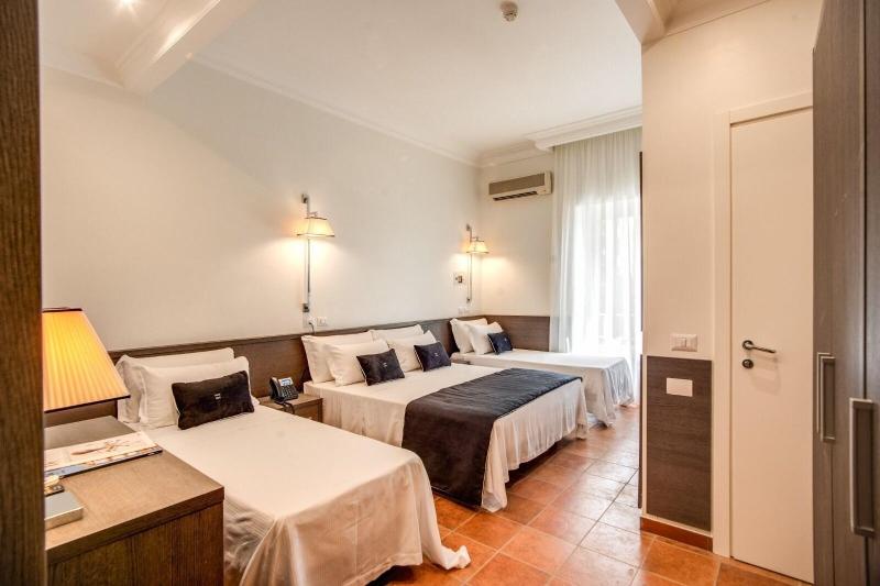 Hotel Mirti image