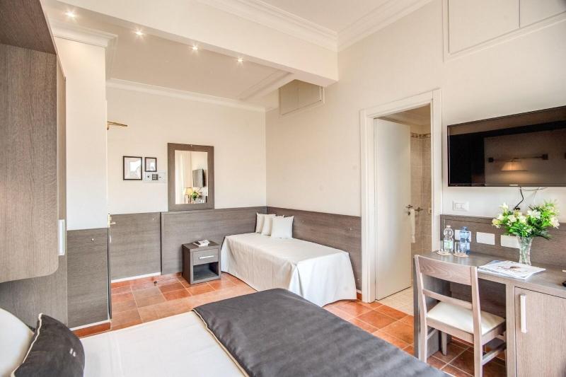 Hotel Mirti image