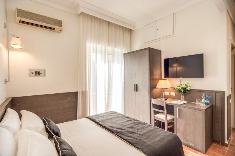 Hotel Mirti image