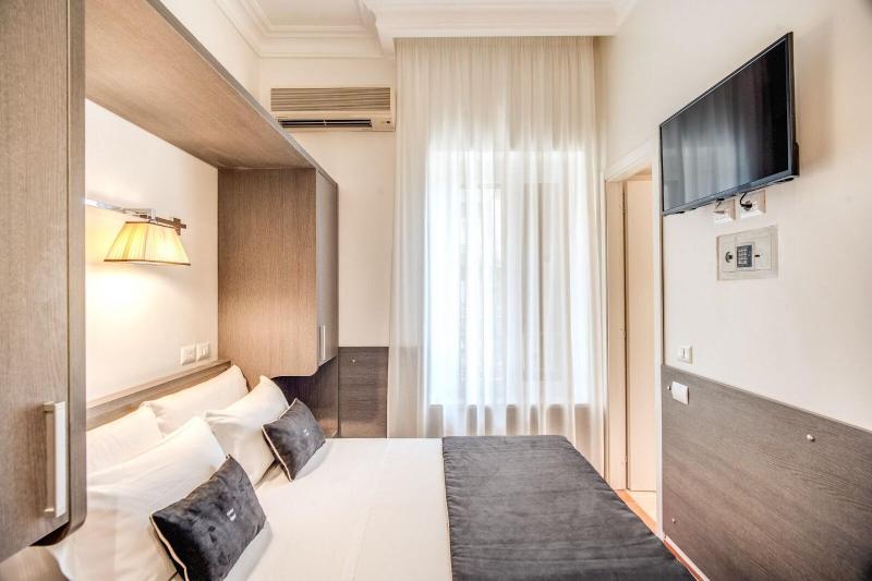 Hotel Mirti image