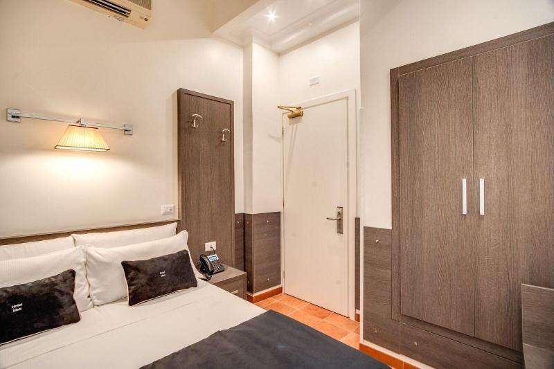 Hotel Mirti image