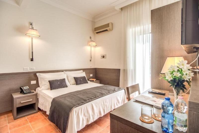 Hotel Mirti image