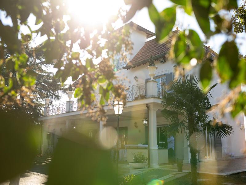Villa Strampelli image