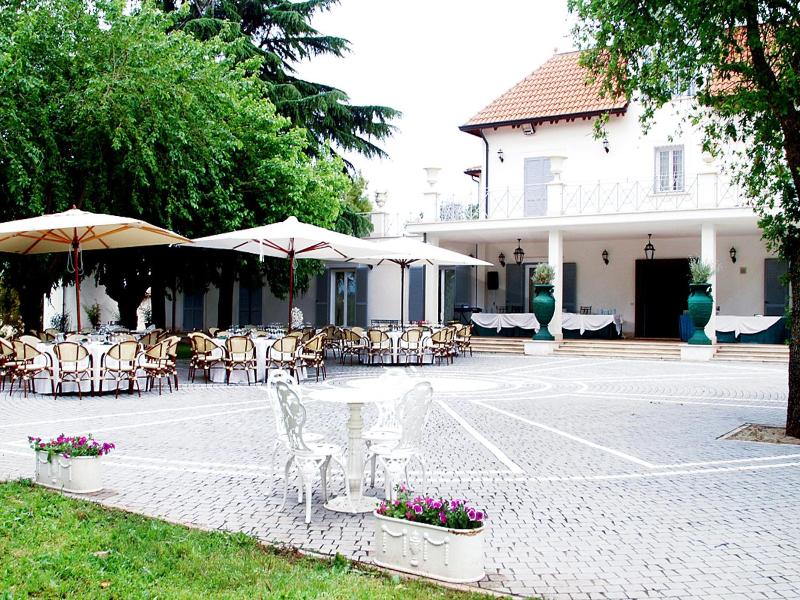 Villa Strampelli image