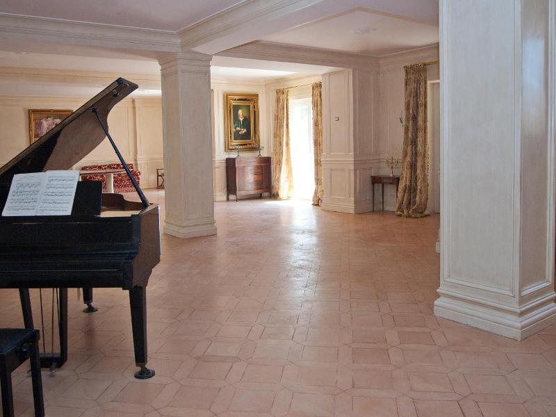 Villa Strampelli image